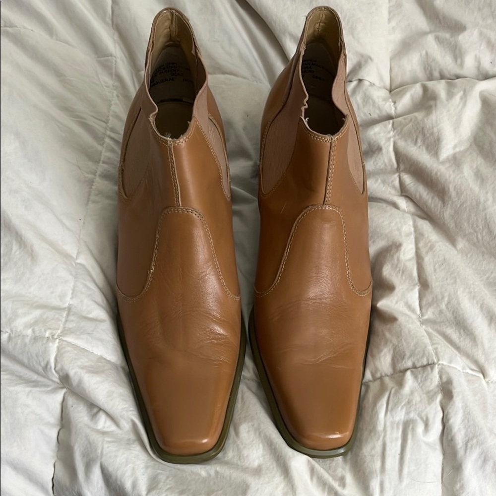 Bass Tan Heeled Boots with Square Toe